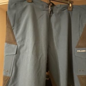 Pelagic FX 90 Tactical Fishing Shorts Navy Black Men’s Size 40 Boat Shorts